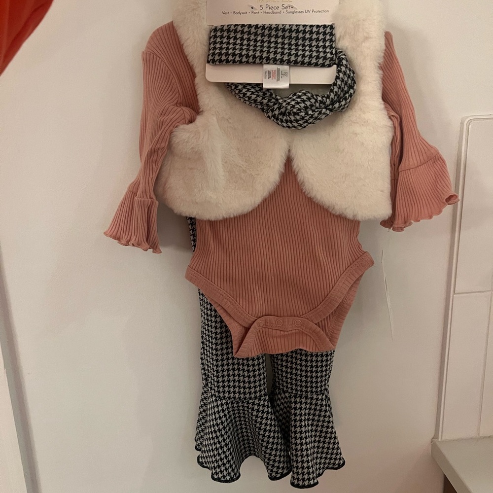 Rachel Zoe NWT Baby 12 month outfit